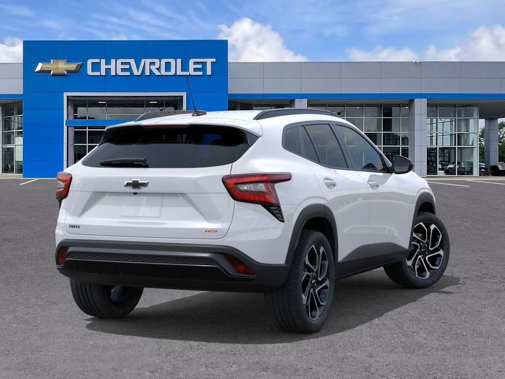 New 2026 Chevrolet Trax RS w/ Sunroof Package image 4