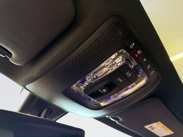 Certified 2023 Mercedes-Benz GLA 250 4MATIC image 33