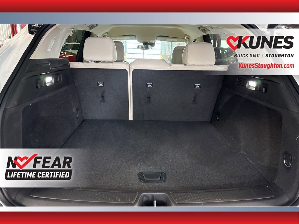 Used 2023 Buick Envision Essence image 44