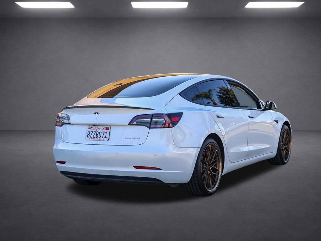 Used 2022 Tesla Model 3 Performance image 4