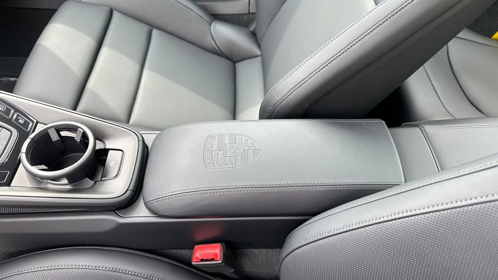 Used 2025 Porsche 911 Carrera image 13