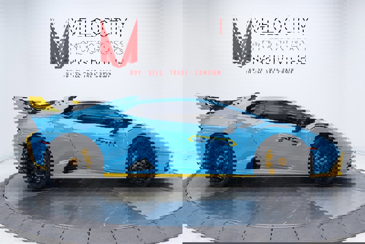 Used 2023 Lamborghini Huracan STO image 5