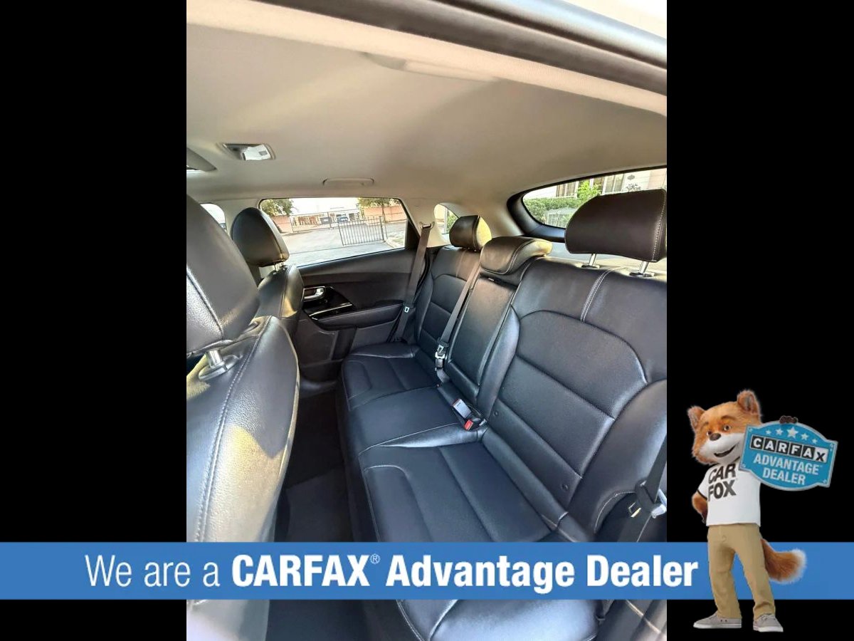 Used 2021 Kia Niro EX Premium FWD image 43