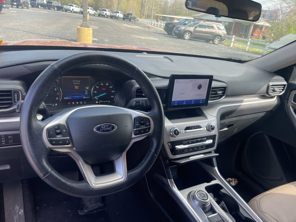 Used 2023 Ford Explorer XLT w/ Equipment Group 202A image 19