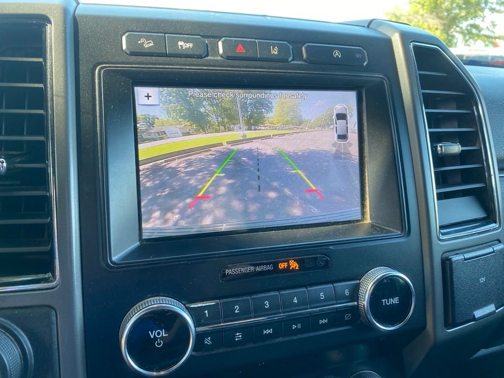 Used 2019 Ford Expedition Max XLT w/ Equipment Group 202A AWD/4WD image 20