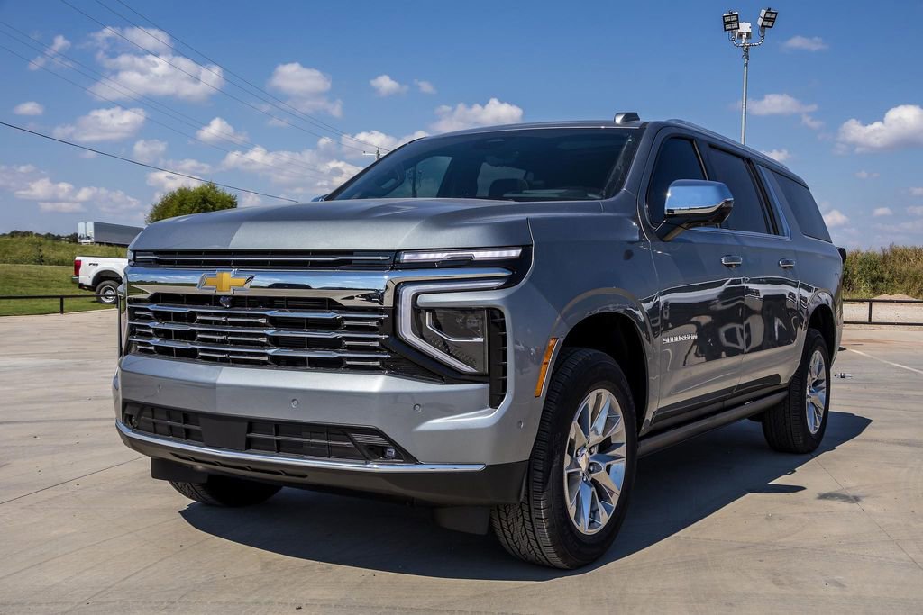 New 2026 Chevrolet Suburban Premier image 2