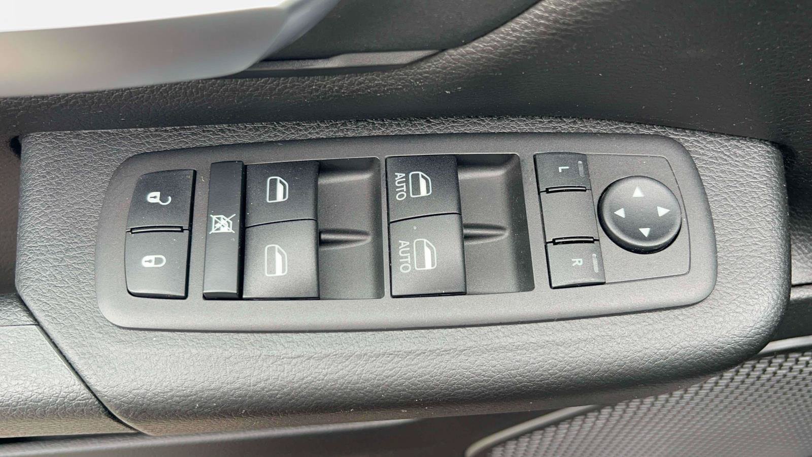 Used 2023 RAM 1500 Tradesman AWD/4WD image 22