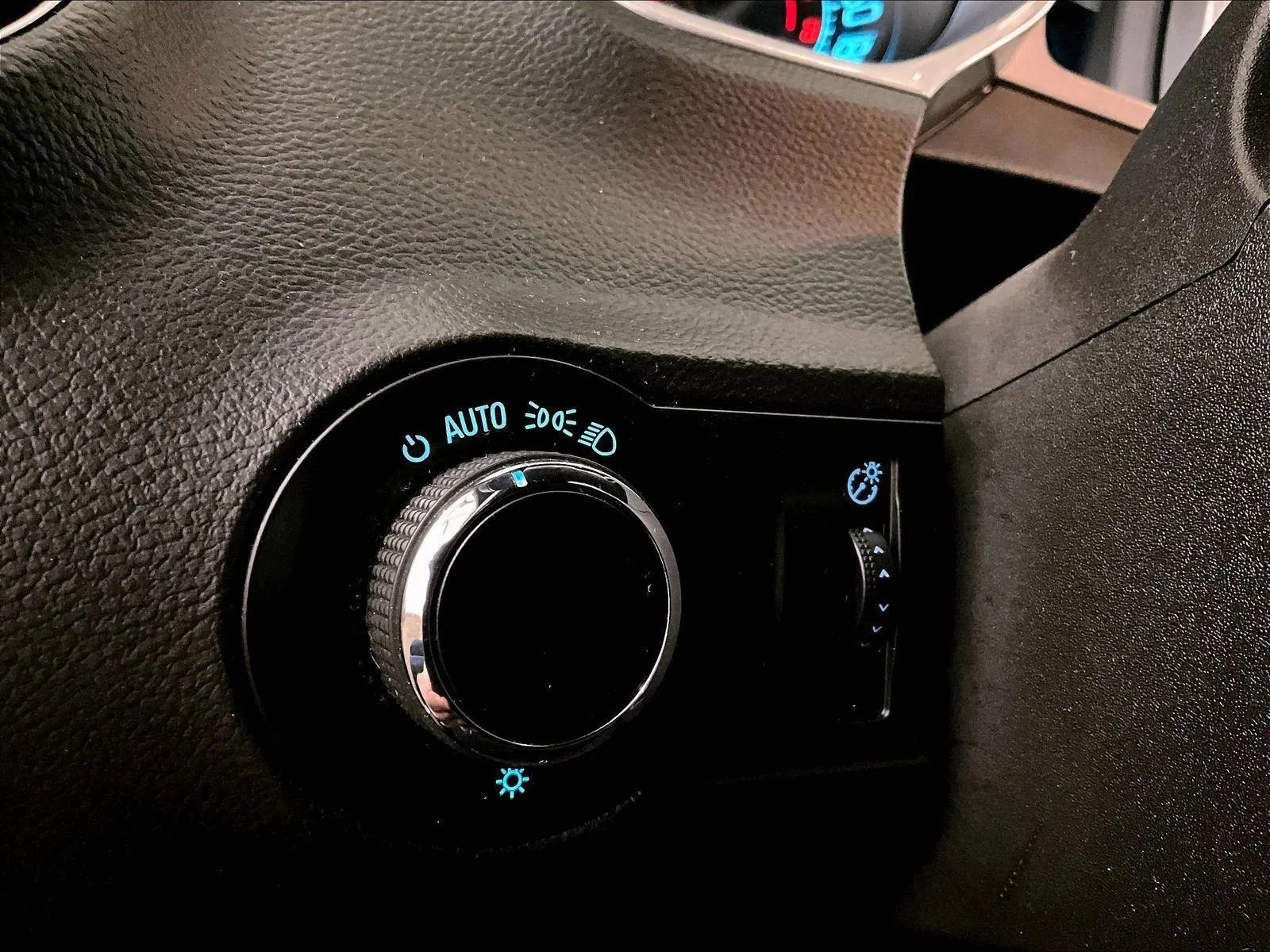 Used 2010 Chevrolet Camaro SS w/ RS Package image 31