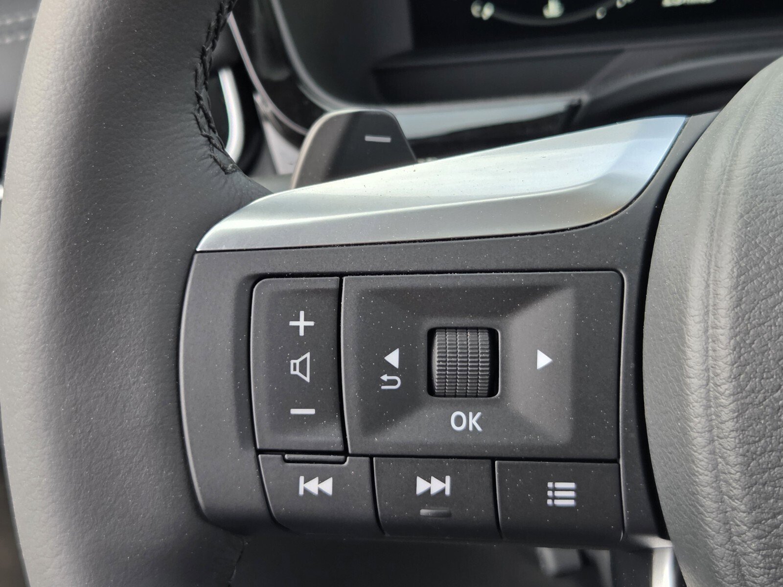 New 2026 INFINITI QX60 Luxe w/ Cargo Package image 23