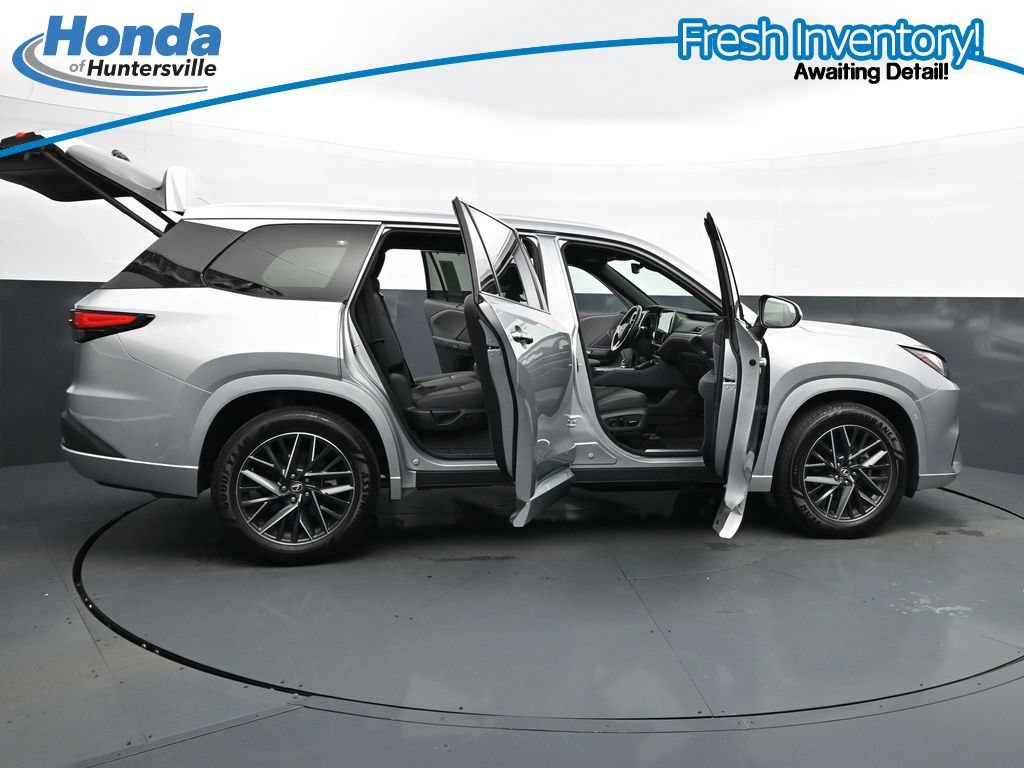 Used 2025 Lexus TX 350 AWD w/ Technology Package image 42