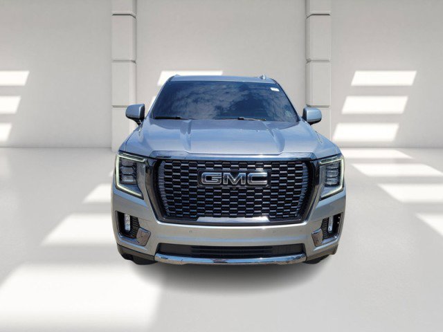 Used 2023 GMC Yukon Denali Ultimate w/ LPO, Floor Liner Package image 2