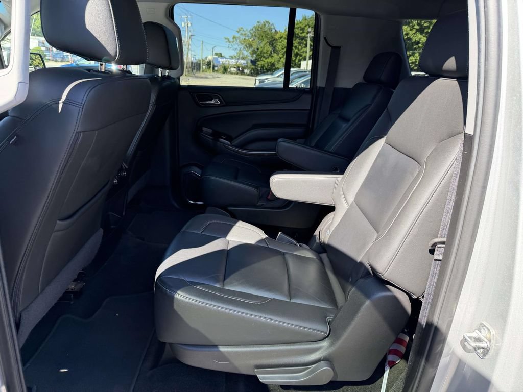 Used 2018 Chevrolet Suburban LT AWD/4WD image 19