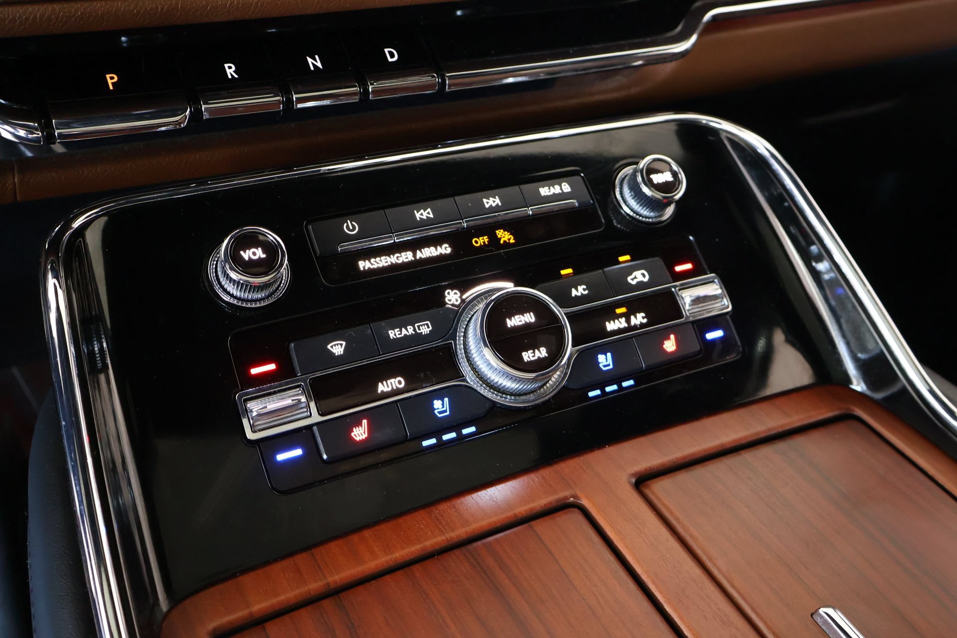 Used 2022 Lincoln Navigator L Reserve AWD/4WD image 8