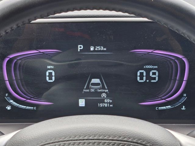 Used 2025 Kia Telluride S image 16