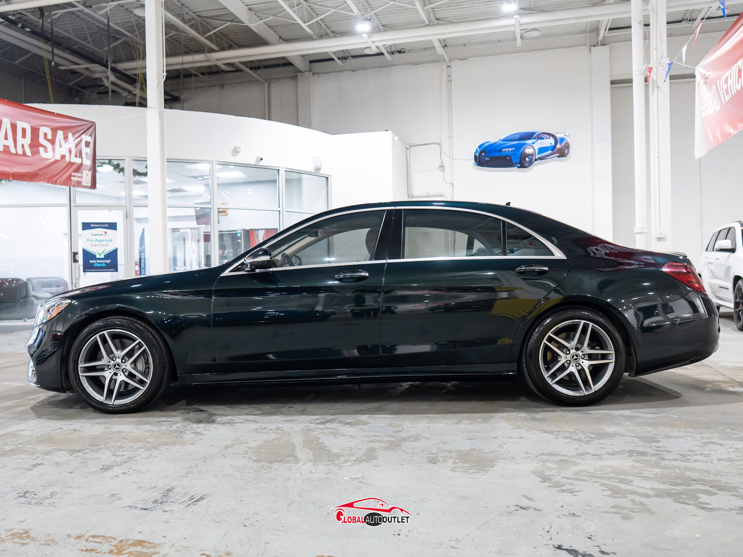Used 2018 Mercedes-Benz S 560 4MATIC Sedan image 4