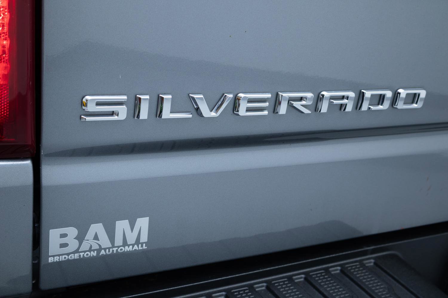 Used 2022 Chevrolet Silverado 1500 LT image 31