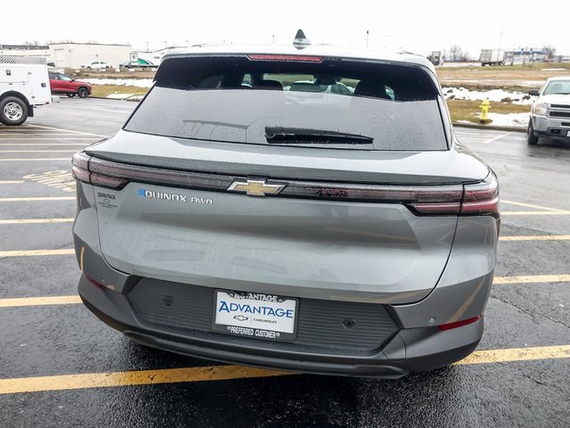 New 2026 Chevrolet Equinox EV LT image 7