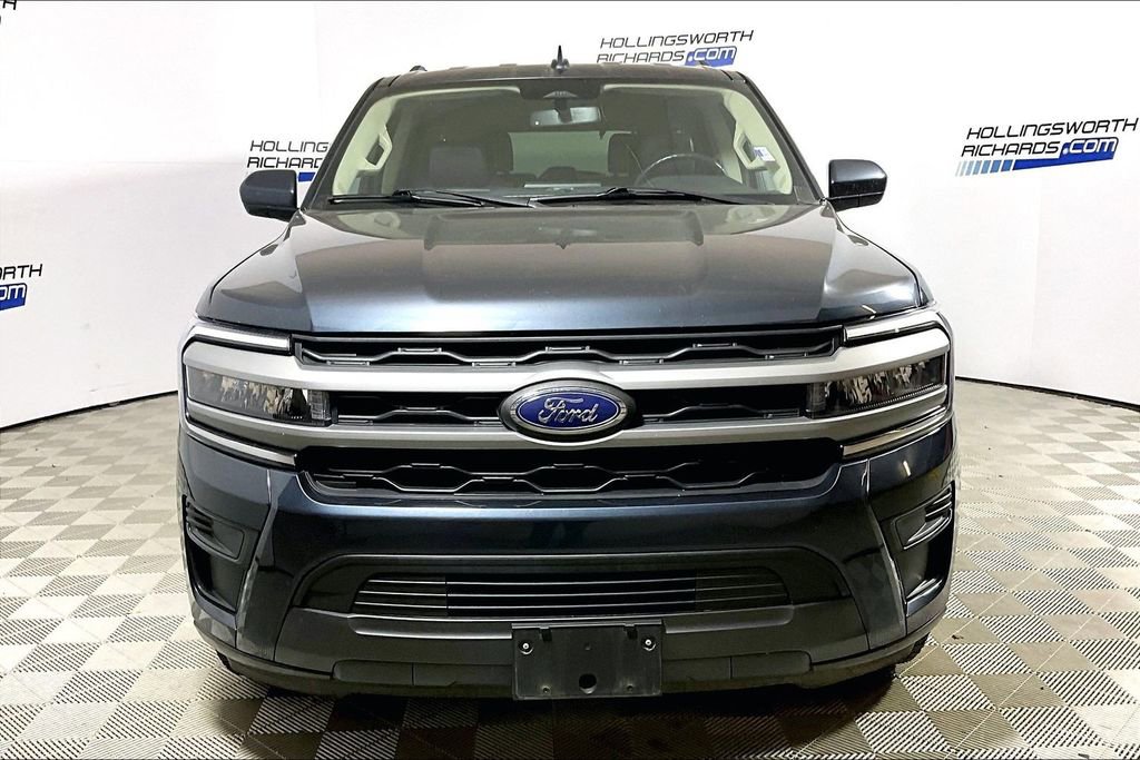 Certified 2024 Ford Expedition XLT image 2