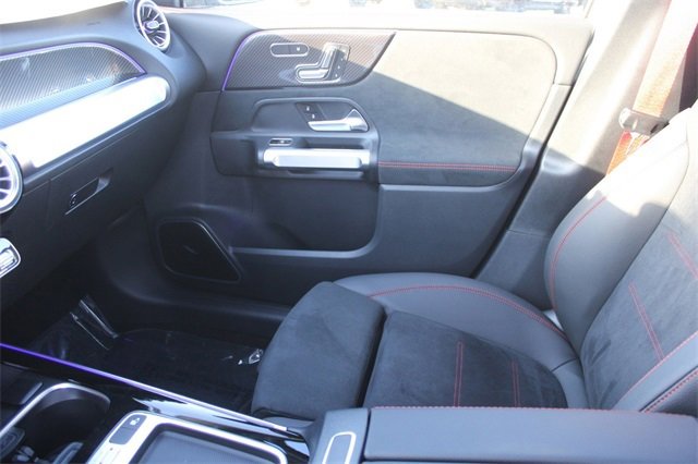 New 2025 Mercedes-Benz GLB 35 AMG 4MATIC image 22