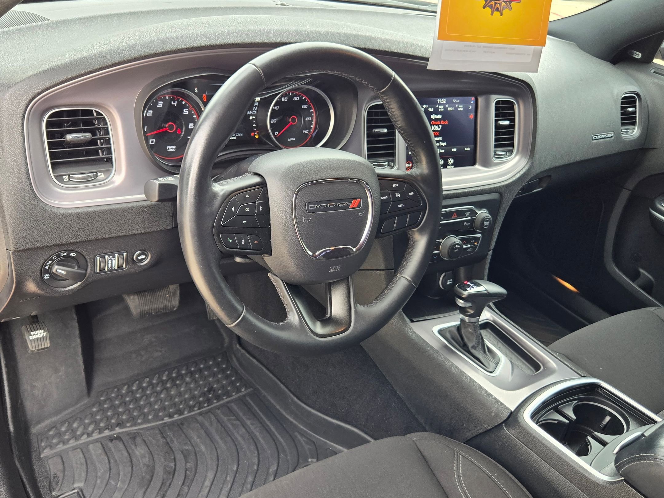 Used 2023 Dodge Charger SXT RWD image 10