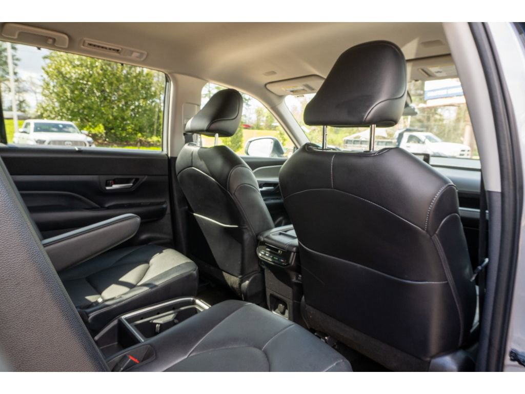 Used 2025 Toyota Grand Highlander FWD image 16