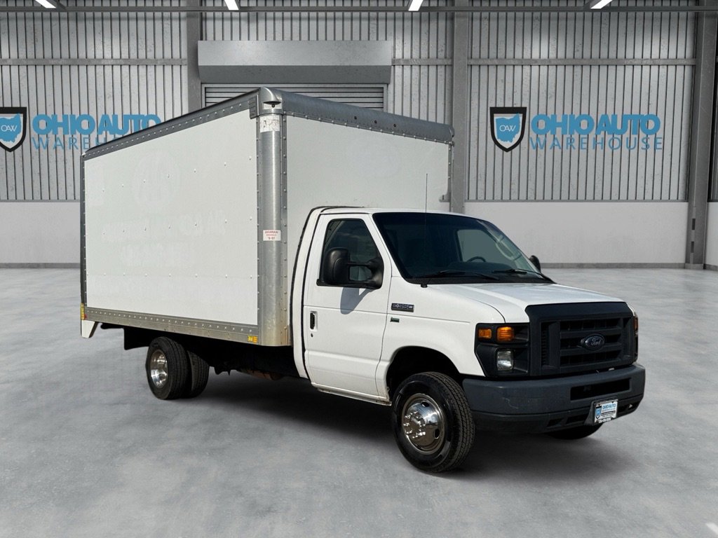 Used 2016 Ford E-350 and Econoline 350 Super Duty image 2