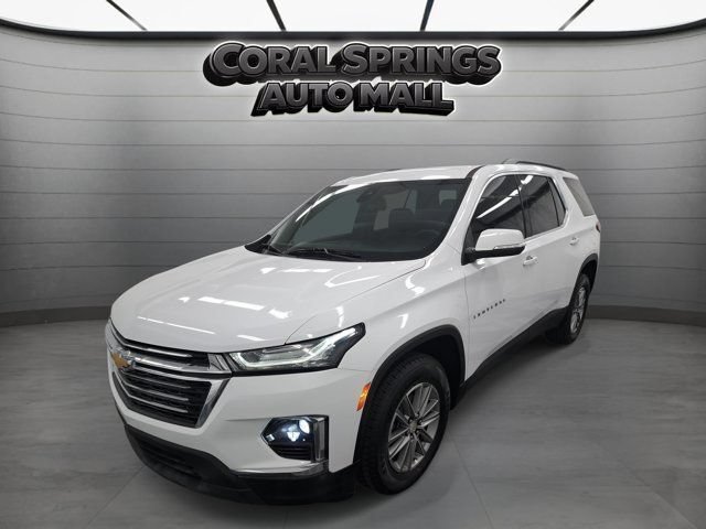 Used 2023 Chevrolet Traverse LT FWD image 3