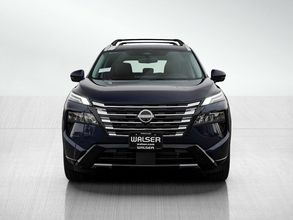 New 2026 Nissan Rogue Platinum image 2