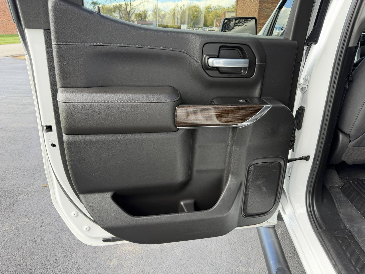 Used 2019 GMC Sierra 1500 Elevation w/ Elevation Value Package AWD/4WD image 32