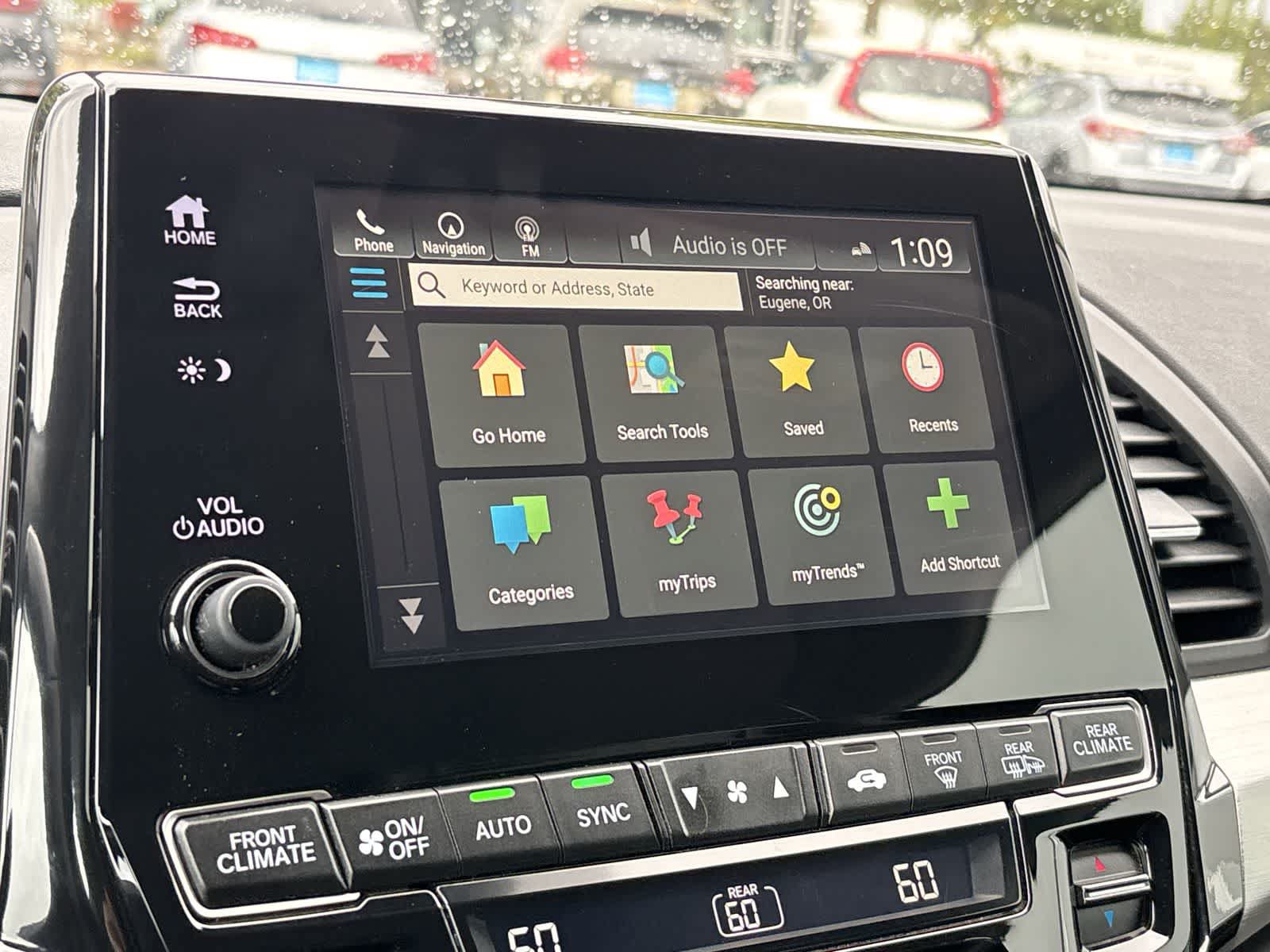 Used 2018 Honda Odyssey Touring image 16