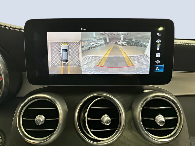 Used 2022 Mercedes-Benz GLC 300 4MATIC Coupe image 25