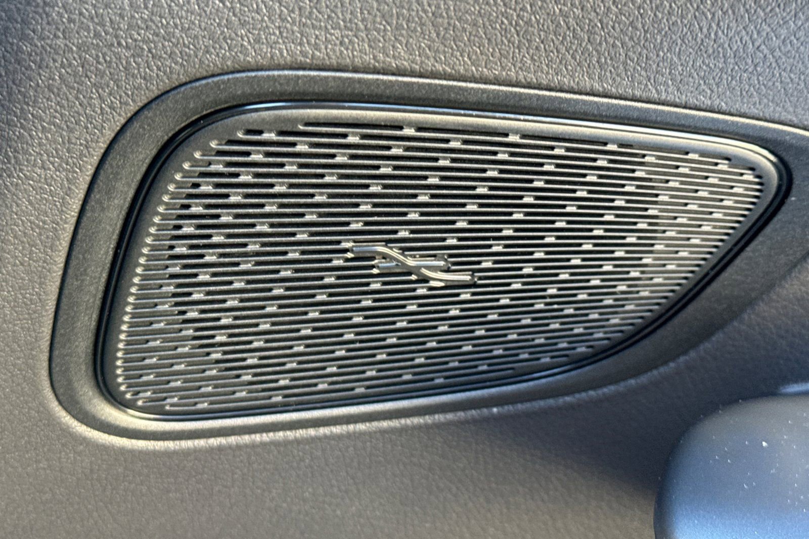 Certified 2024 Mercedes-Benz GLC 300 4MATIC image 30