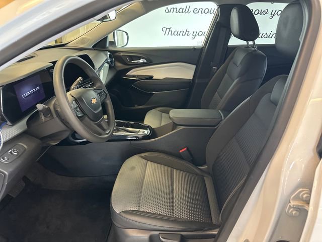Used 2024 Chevrolet Trax LT image 10