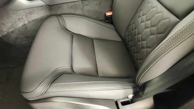 New 2026 Volvo XC90 T8 Plus w/ Protection Package AWD/4WD image 13