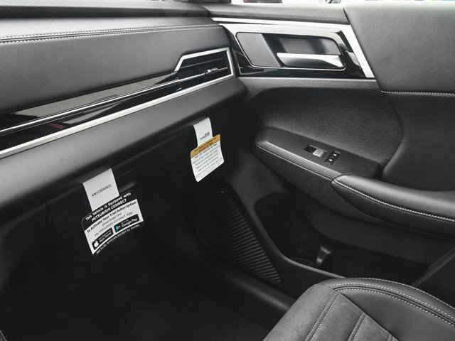 New 2025 Mitsubishi Outlander SE image 17