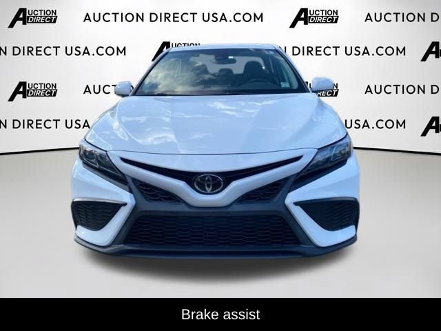 Used 2022 Toyota Camry SE FWD video 2