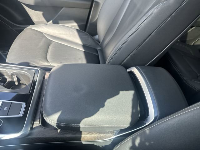 Used 2019 Audi Q8 Premium w/ Convenience Package image 21