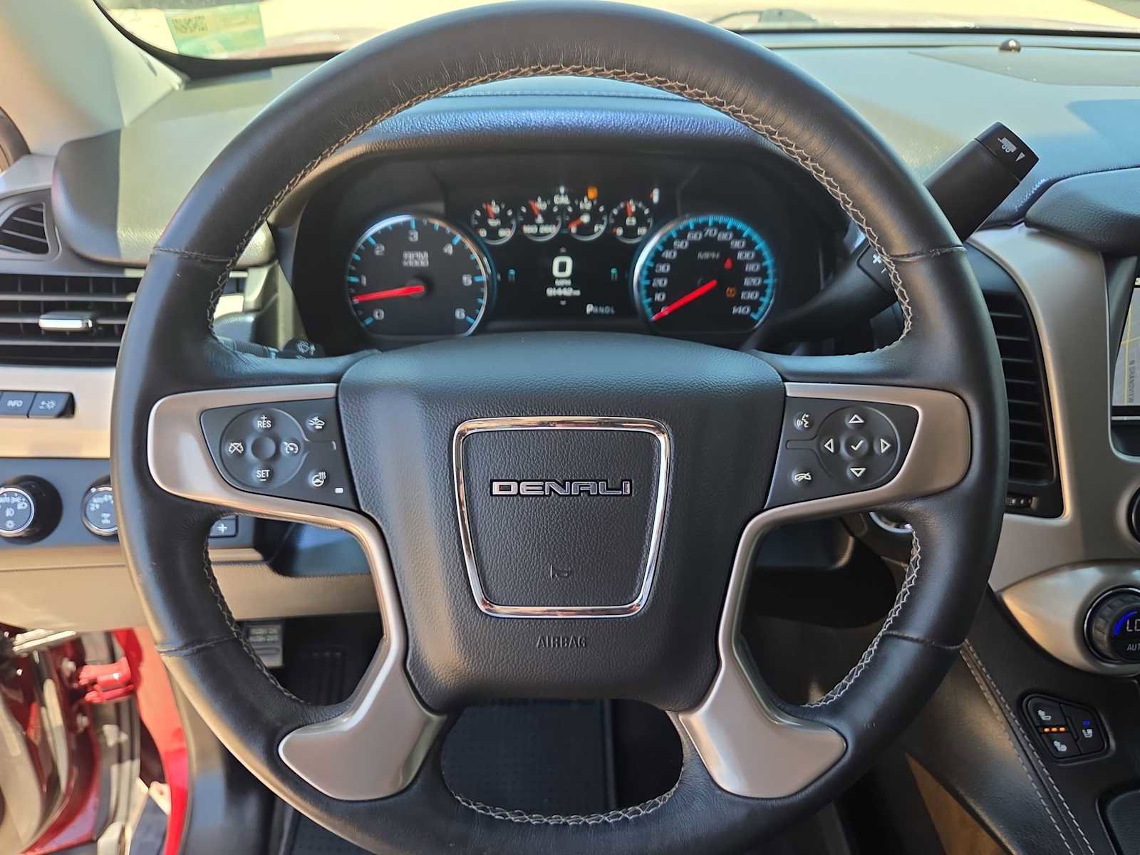 Used 2018 GMC Yukon XL Denali w/ Denali Ultimate Package AWD/4WD image 19