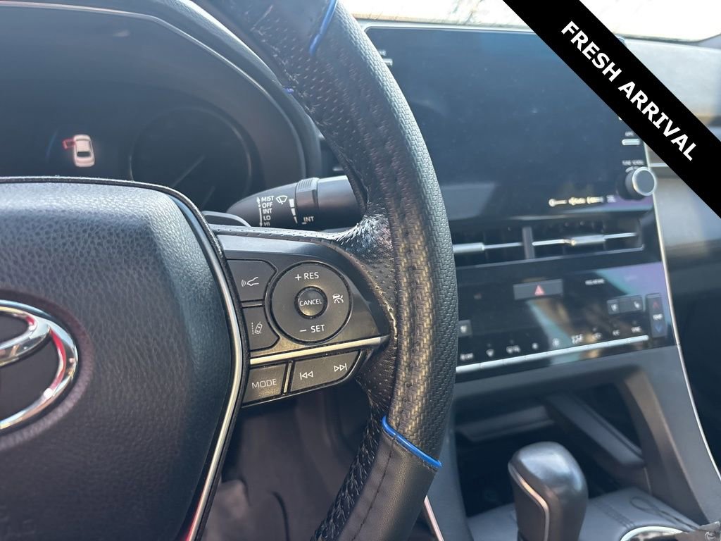 Used 2019 Toyota Avalon Touring w/ Advanced Safety Package image 10