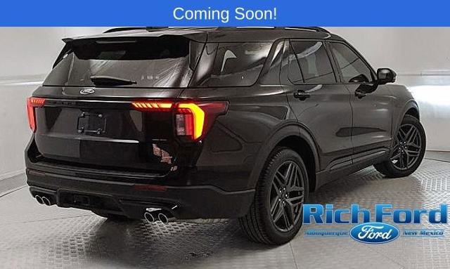 Certified 2025 Ford Explorer ST image 3