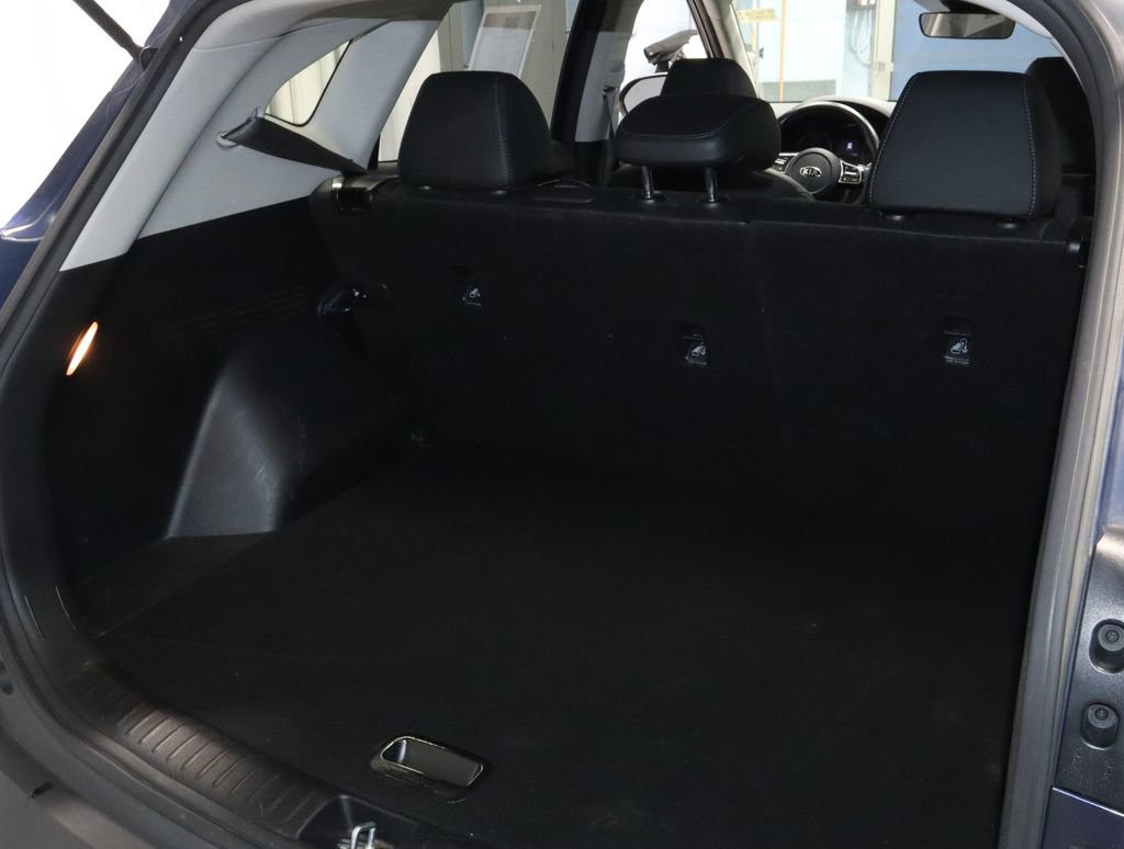 Used 2021 Kia Seltos EX image 14