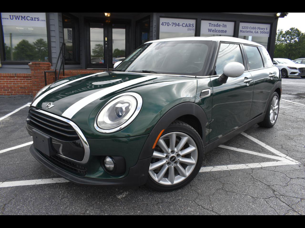 Used 2016 MINI Cooper Clubman FWD image 1