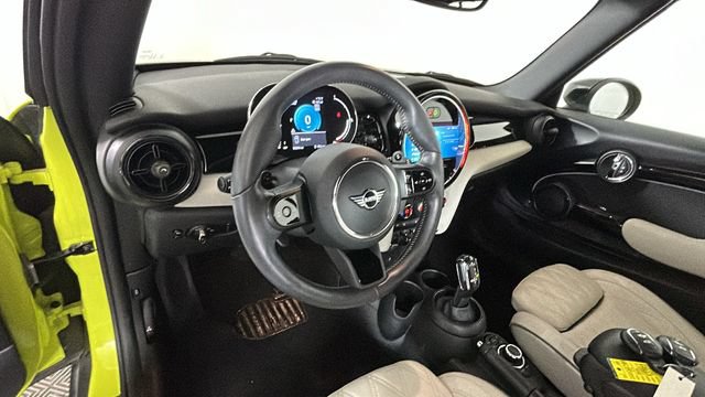 Used 2024 MINI Cooper S w/ Signature Upholstery Package FWD image 13