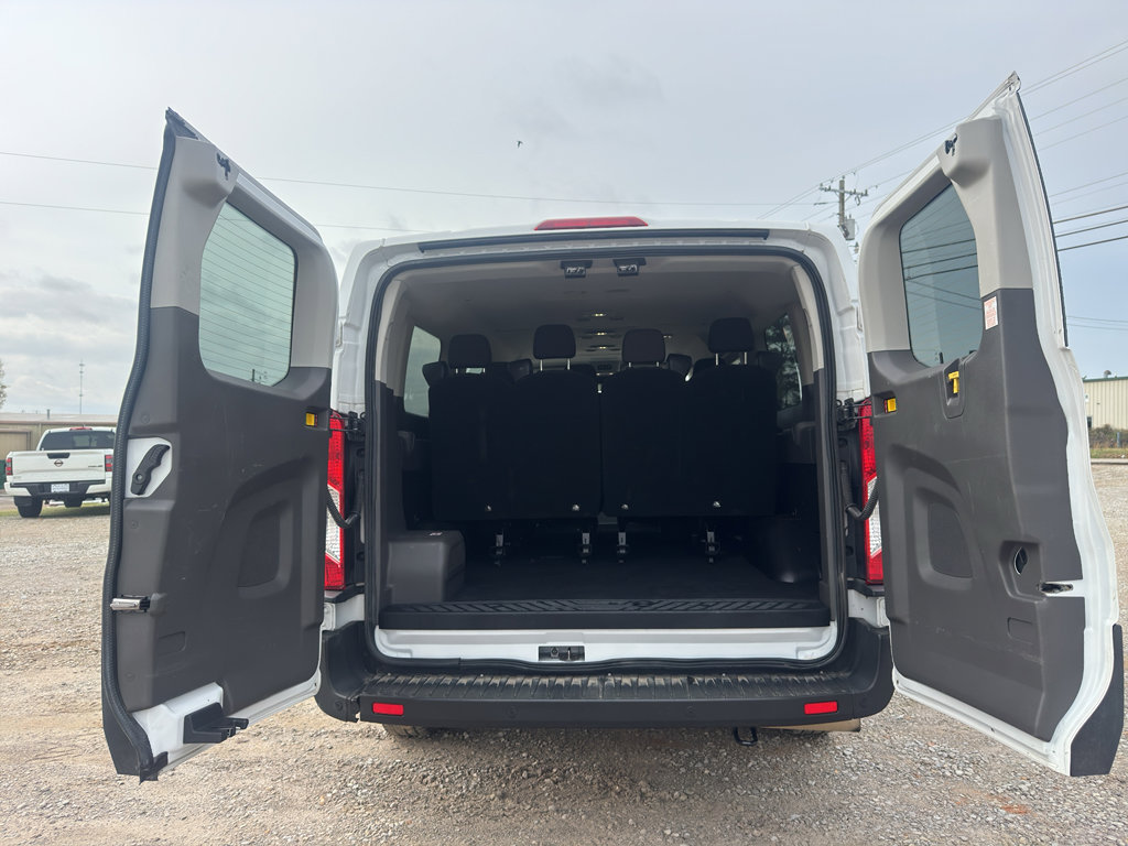 Used 2022 Ford Transit 350 XLT image 23