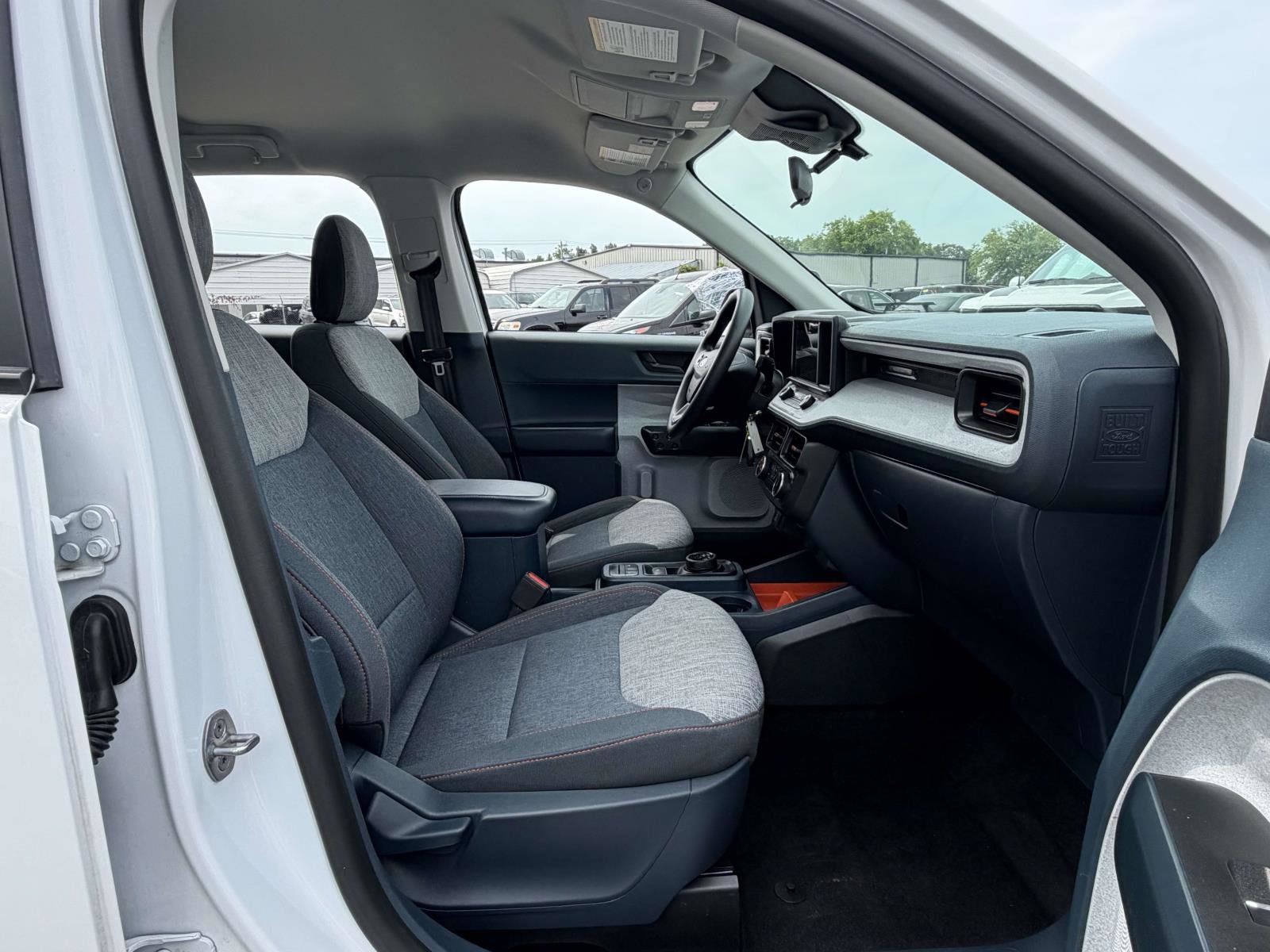 Used 2023 Ford Maverick XLT FWD image 28
