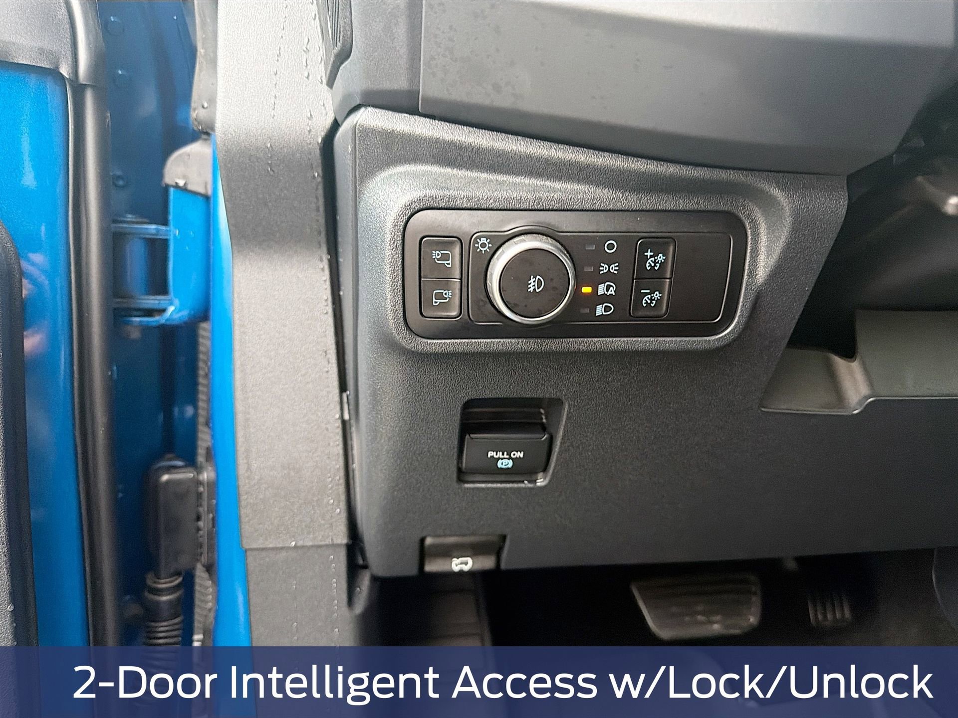 Used 2025 Ford Bronco Badlands image 15