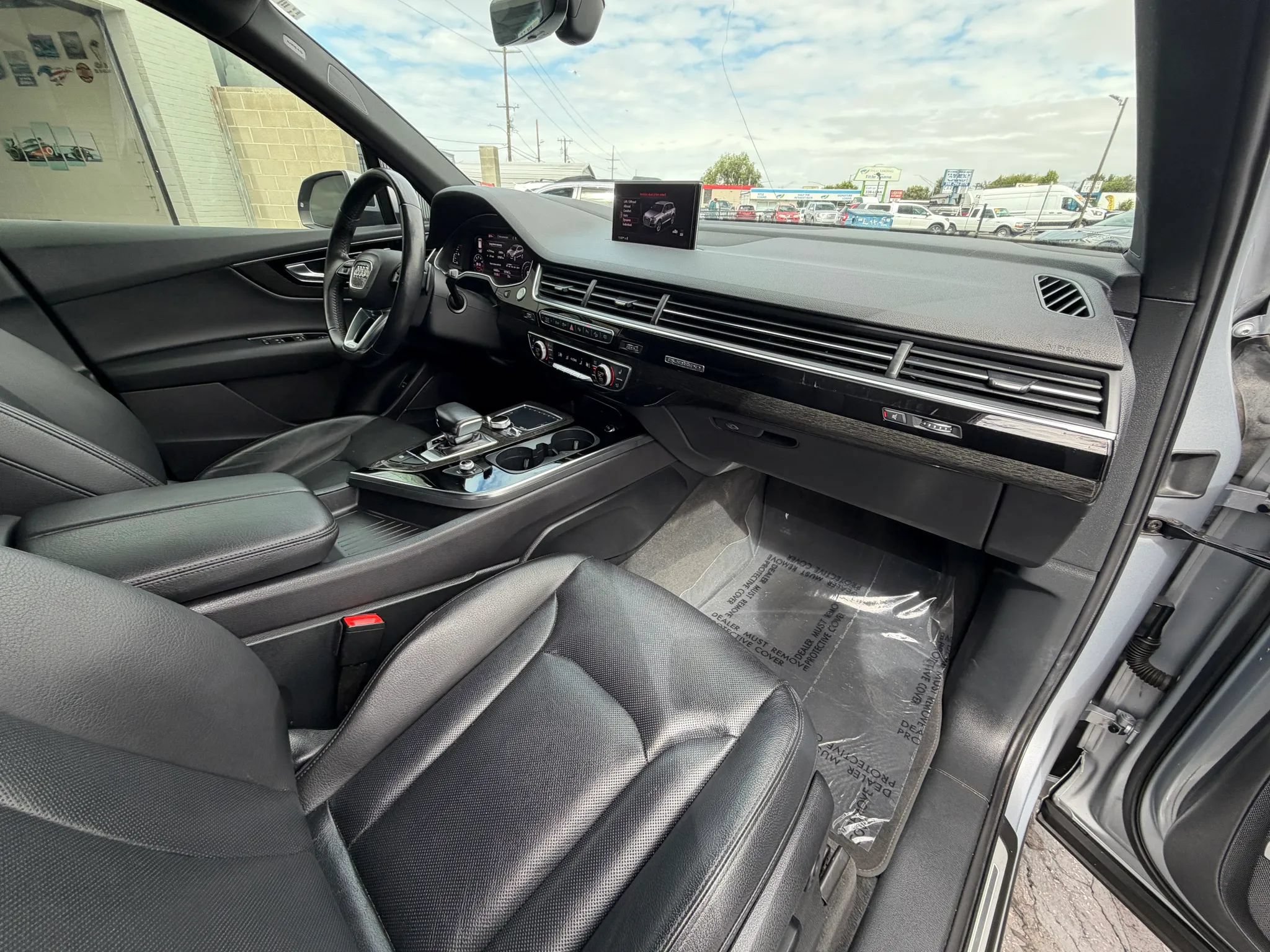 Used 2019 Audi Q7 3.0T Prestige w/ Prestige Package AWD/4WD image 14