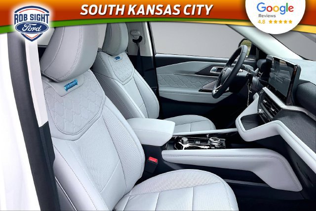 New 2026 Ford Explorer Platinum w/ LUX Leather Package AWD/4WD image 11