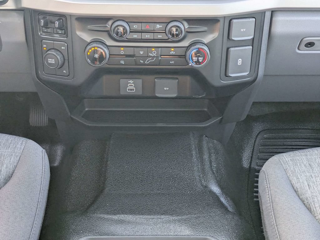 New 2027 Ford F250 XL w/ 360-Degree Camera Package AWD/4WD image 19