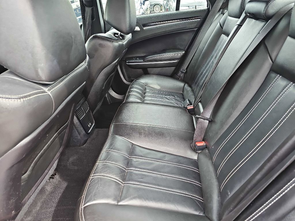 Used 2021 Chrysler 300 S image 40